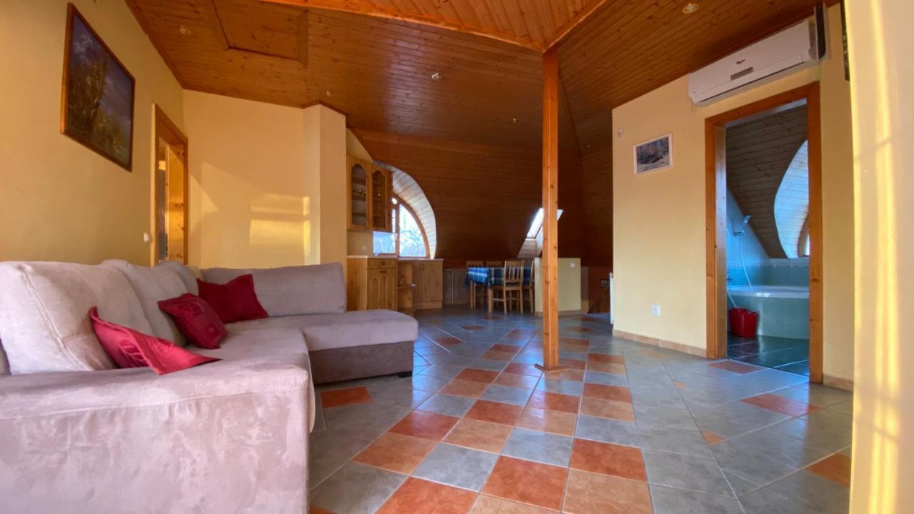 House4U Villa Balatonszárszó Exterior foto