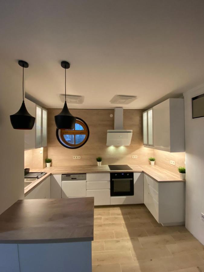 House4U Villa Balatonszárszó Exterior foto